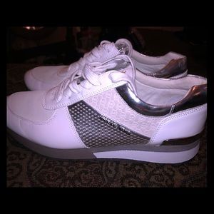 Michael Kors Allie Trainer. Optic Silver
